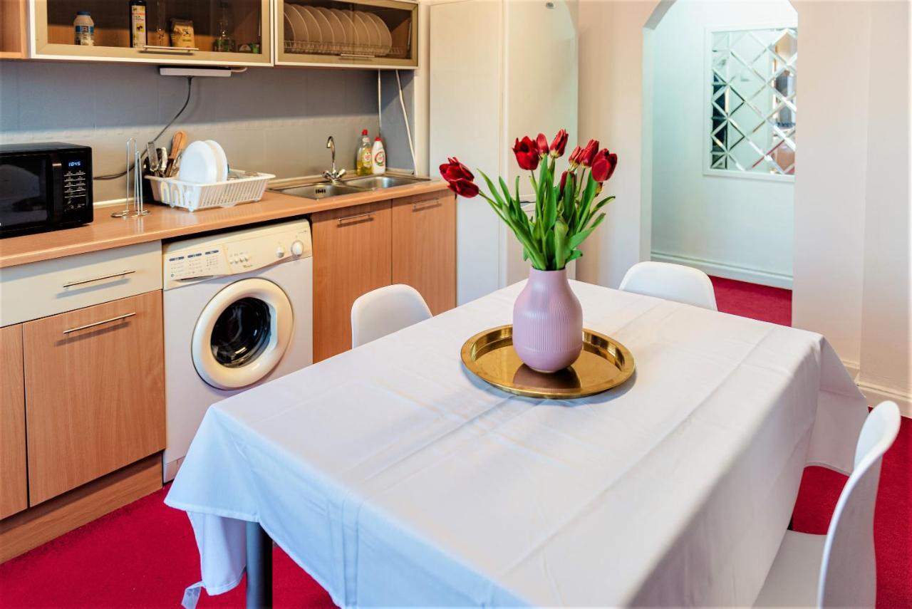 Parliament Marriott Unirii Square 5 Bedrooms Luxury Apartment Old Town Bucharest Luaran gambar